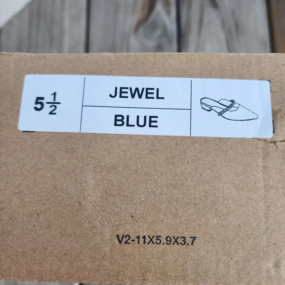 New In Box Journee Collection Light Blue Velor Embellished Jewelled Mules Sz 5.5